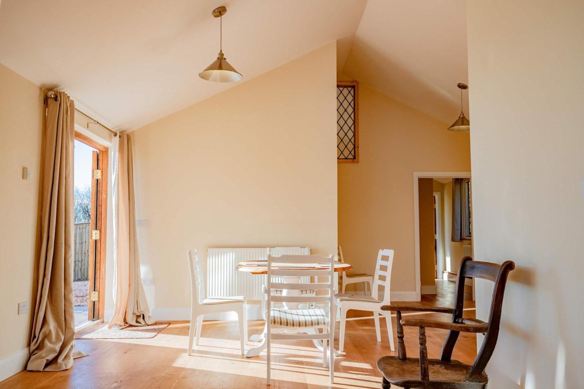 Host & Stay - Upperley Barn บรอมยาร์ด ภายนอก รูปภาพ
